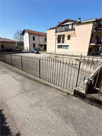 Photo 33