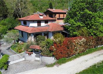 VILLE INDIPENDENTE OTTIMO STATO